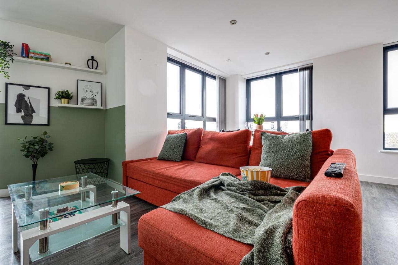 Stunning 2 Bed Apt With Free Parking Close To Cc Manchester Bagian luar foto